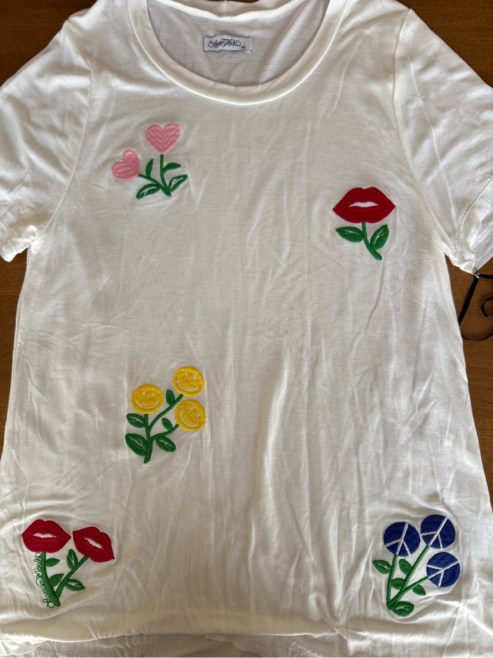 Lauren Moshi White Tee with Embroidered Red Lips & Multicolor Flowers
